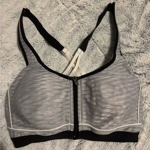 VS Sports Bra